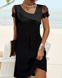 Vestido corto negro de encaje con escote en V – Samira