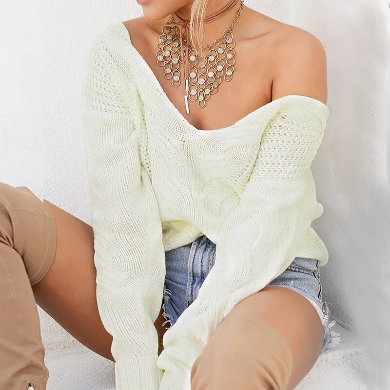 Women's Oversize Knit Sweater with Long Sleeves – Thalia