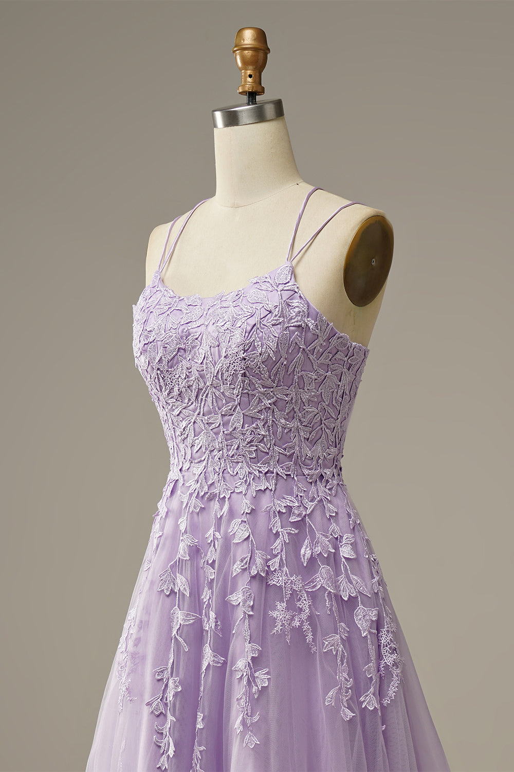 Fashionable tulle ball gown with appliqués - Victoria