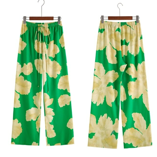 Wide-cut summer pants made of chiffon – Liana