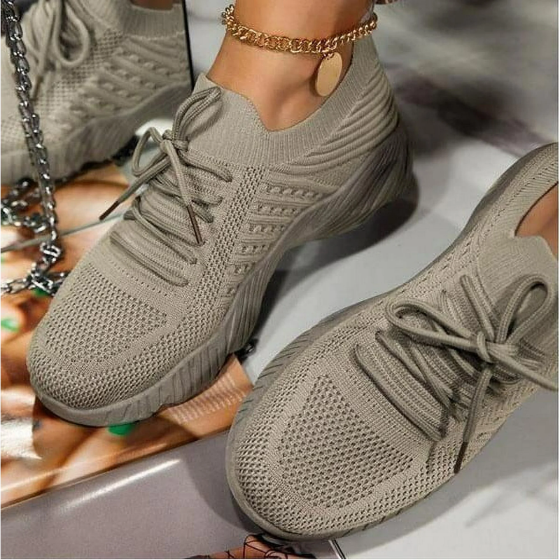 Breathable Women's Chunky Sneakers with Laces – Saphira