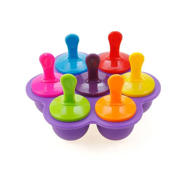 Children's ice molds for refreshing snacks – FrostyFun
