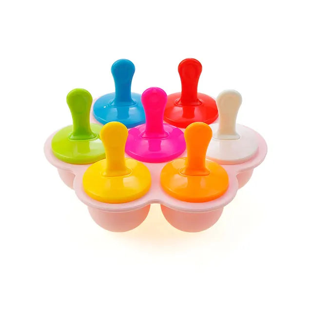 Children's ice molds for refreshing snacks – FrostyFun