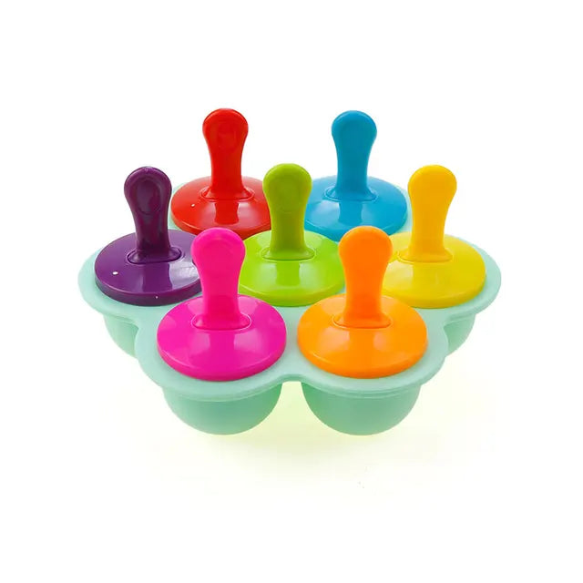 Children's ice molds for refreshing snacks – FrostyFun