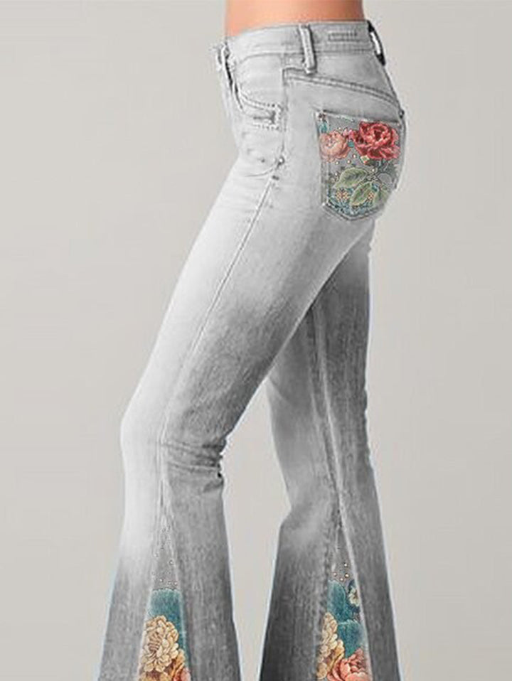 Trendy Flared Women's Jeans - Luna