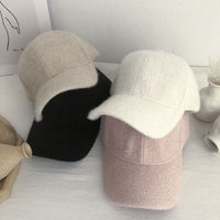 Varm dame baseballcaps med imitasjonspels for høst og vinter – Lorena