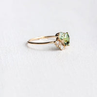 Naturlig peridot med zirkonring – Selene