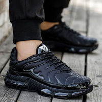 Comfortable safety shoes with steel toe cap - Milo