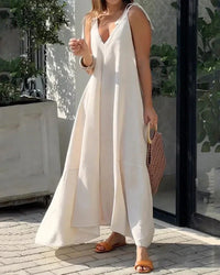 Vestido de tirantes con escote en V y corte aireado – Krissy
