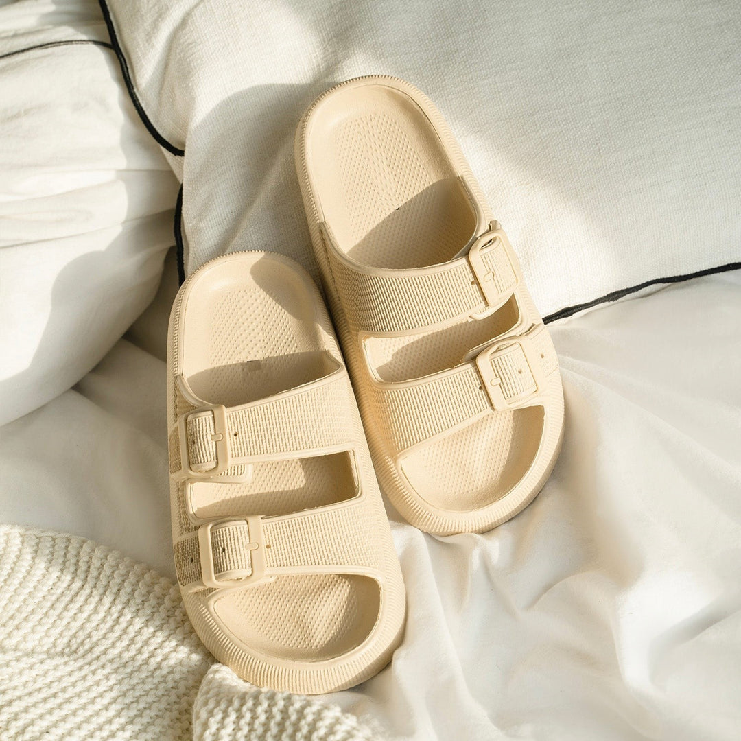 Comfortable pillow slides with soft sole – Livia