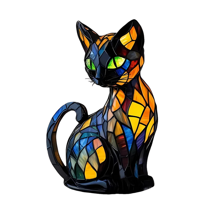 Sitzende Katzenfigur im Buntglas-Mosaikstil mit grünen Augen, freigestellt vor weißem Hintergrund 1