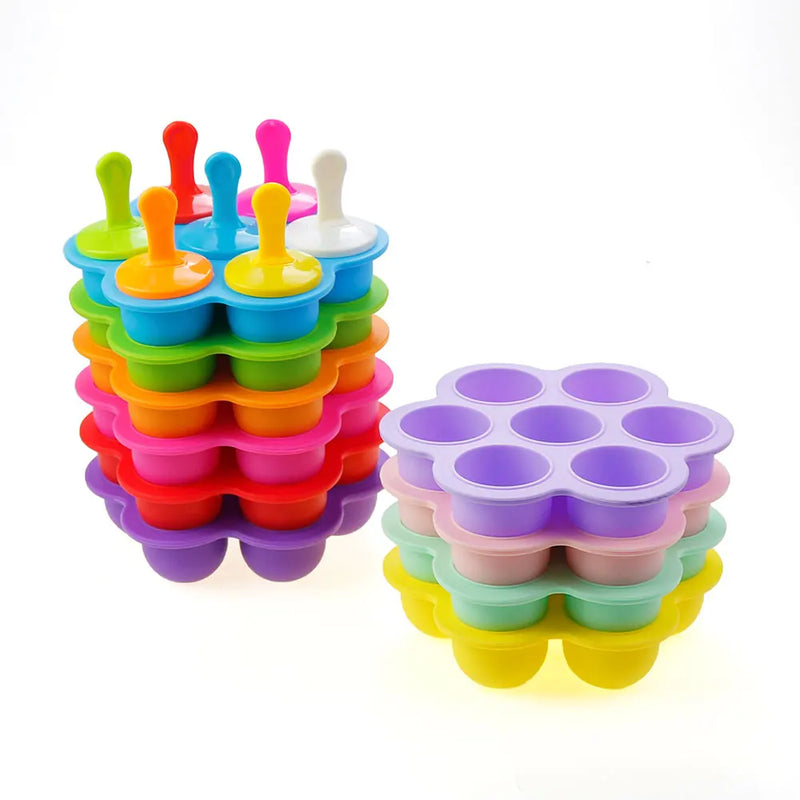 Children's ice molds for refreshing snacks – FrostyFun