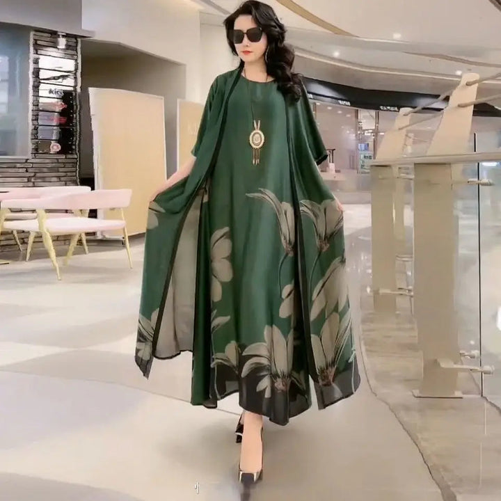 Maxi dress with straight cut and long sleeves – Yara