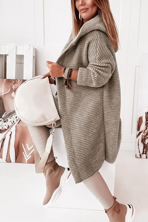 Women's knitted vest with hood and button closure – Waldaine