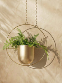Stylish Plant Hanger for Indoor and Outdoor Use – LeafLuxe