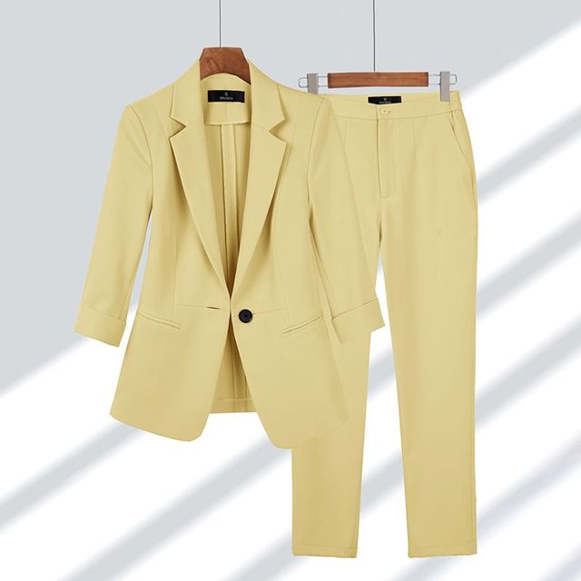 Comfortable Two-Piece Women's Suit - Sophia