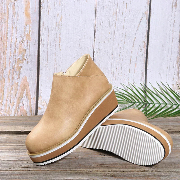 Trendige Damen Stiefeletten mit Reißverschluss und Plateau - Alessia