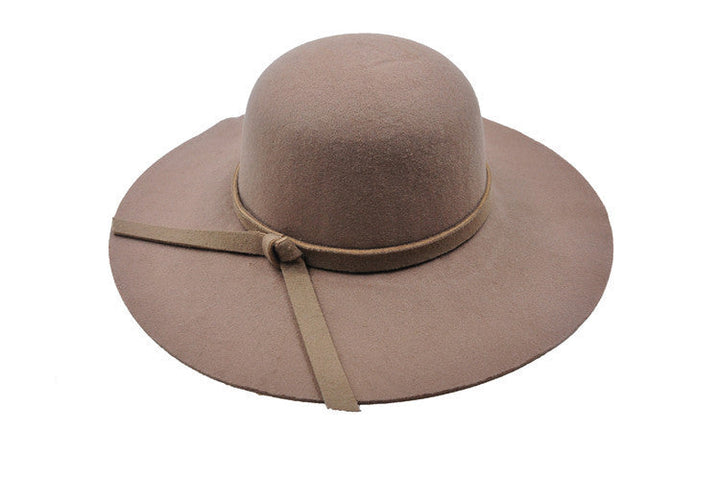 Lightweight women's summer hat with comfortable fit – UrbanBreeze