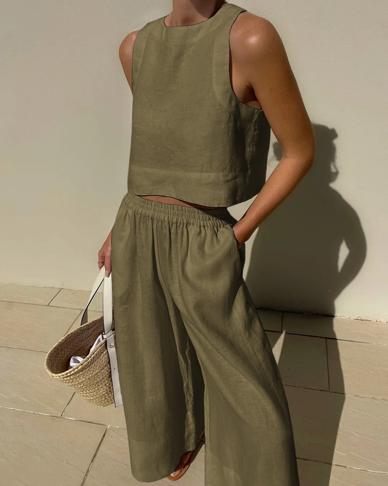 Two-piece women's outfit with skirt & top – Stylish & versatile – Narela