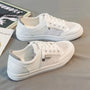 Weiße Damensneaker mit Mesh-Obermaterial – Elena