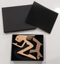 Handgeschnitzte Hundefigur - HeartBond