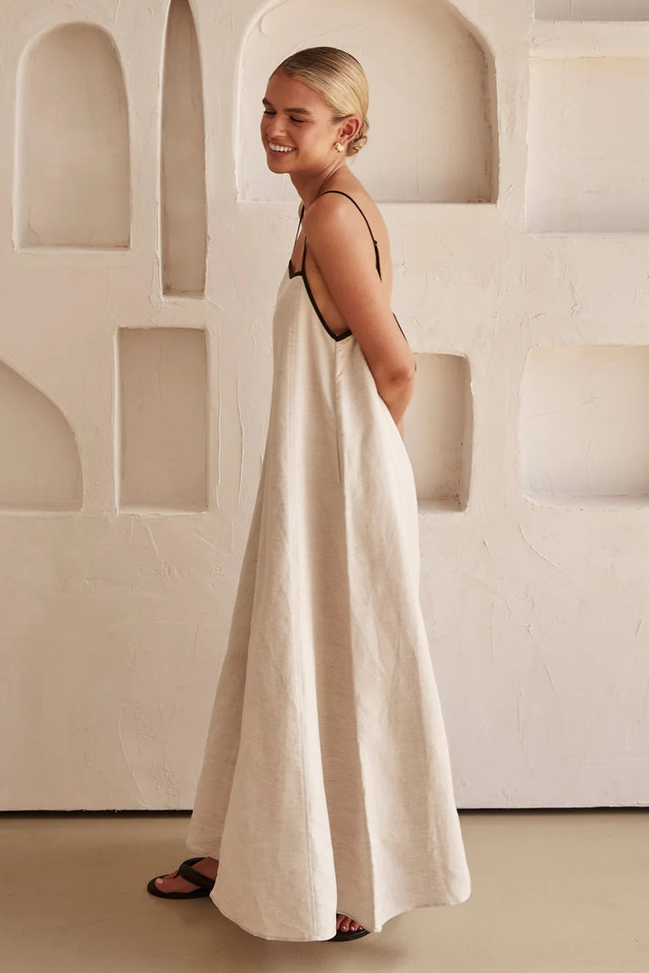 Beige summer dress with feminine silhouette – Isara
