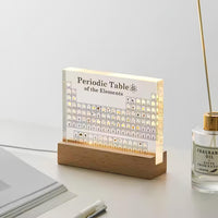 Oplyst periodisk system med ægte elementer - Elementa