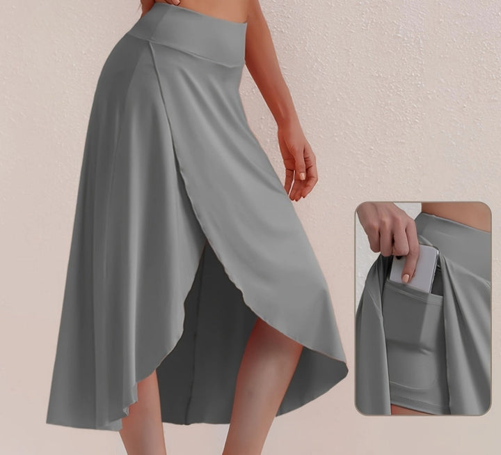 Sportlicher Rock mit hoher Taille und asymmetrischem Schnitt – Alexia