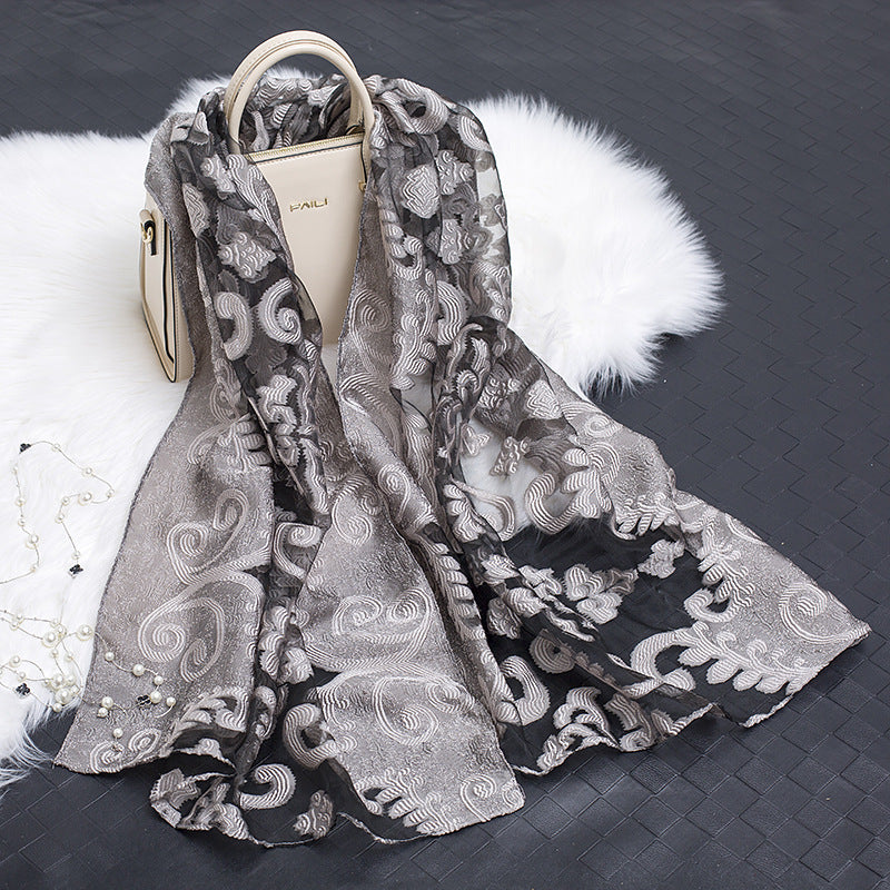 Bufanda de seda para mujer a la moda con estampado de flores y diseño con recortes – Fiora (1+1 GRATIS)