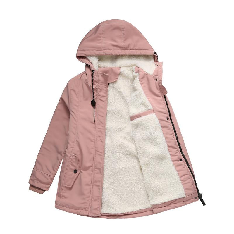 Rosafarbener Parka offen ausgelegt, innen cremeweißes, flauschiges Fleecefutter, Kapuze mit Kordelzug 5