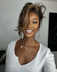 Lace Front Perücke mit Highlights – Selena