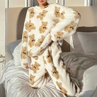 Samtweiche Pyjama-Set mit Bärenmotiv – Mila