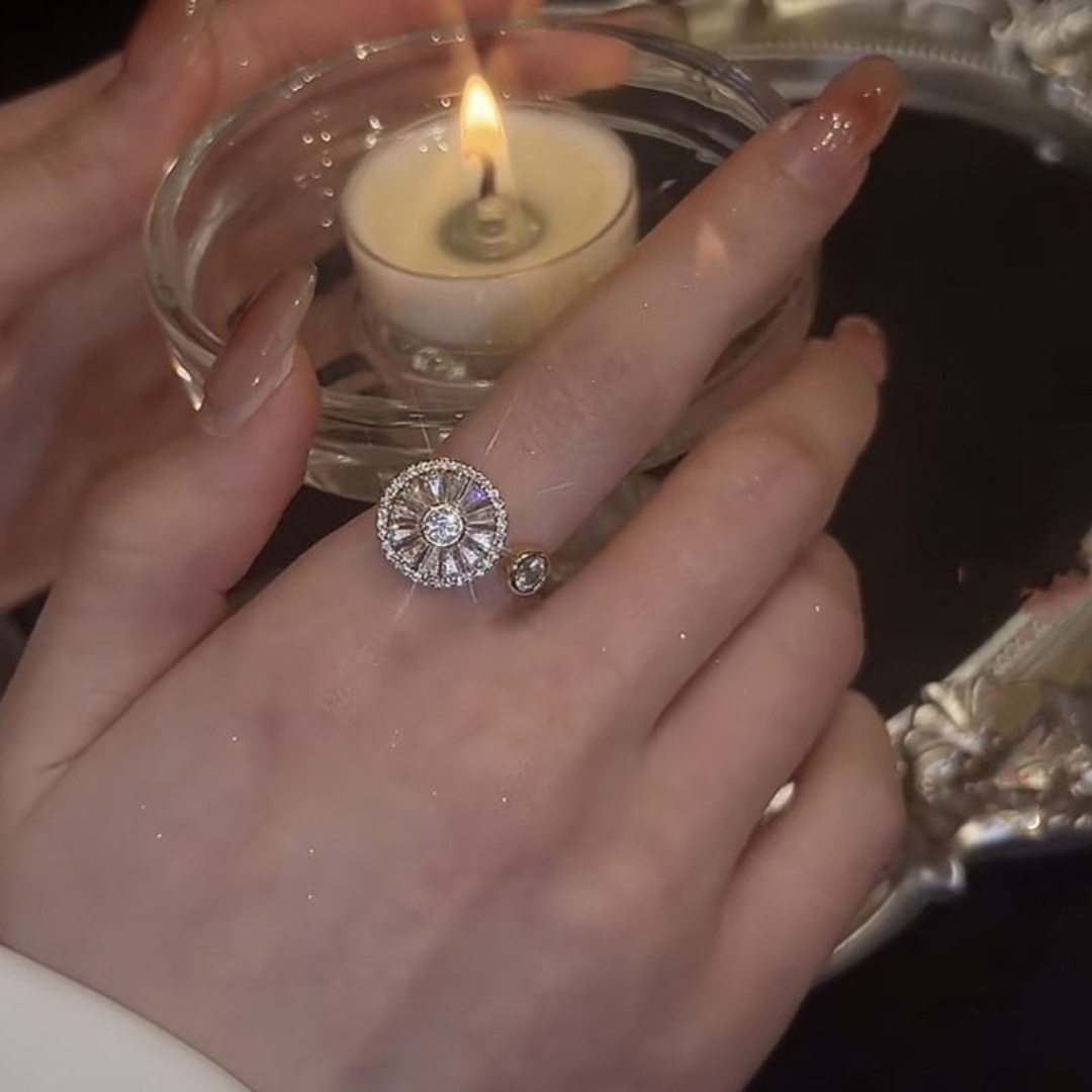 Stress Relief Spinner Ring - Serenio