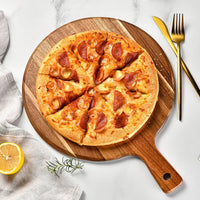 Round Cutting and Serving Board made of Acacia Wood - Sienna