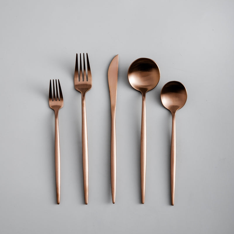 Cubiertos minimalistas para mesas modernas - PureSet