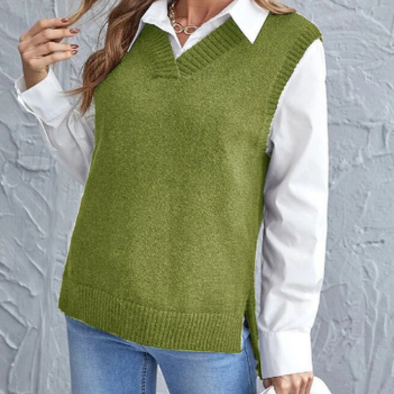 Delicate knitted vest with V-neck - Faye