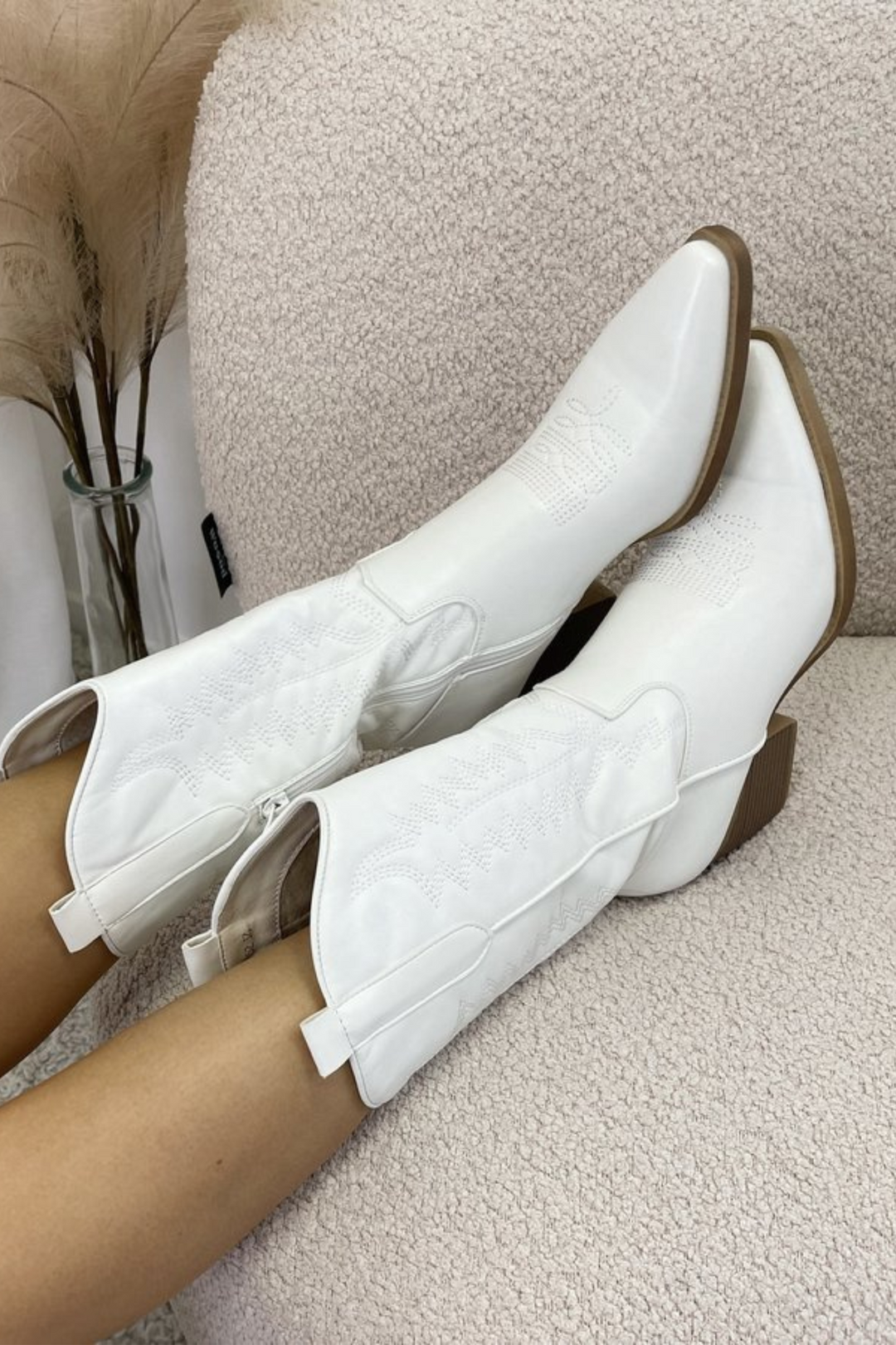 Trendy Cowboy Boots for Women - Dakota