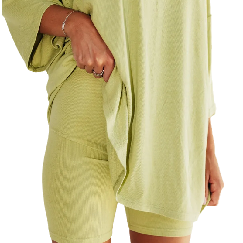 Two-piece lounge and leisurewear for women – Fenja