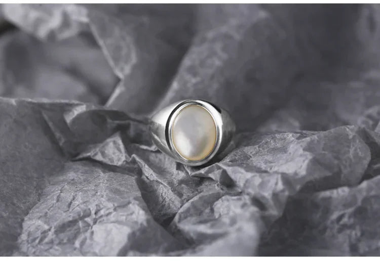 Pinctada Albina Silver Ring – Isla