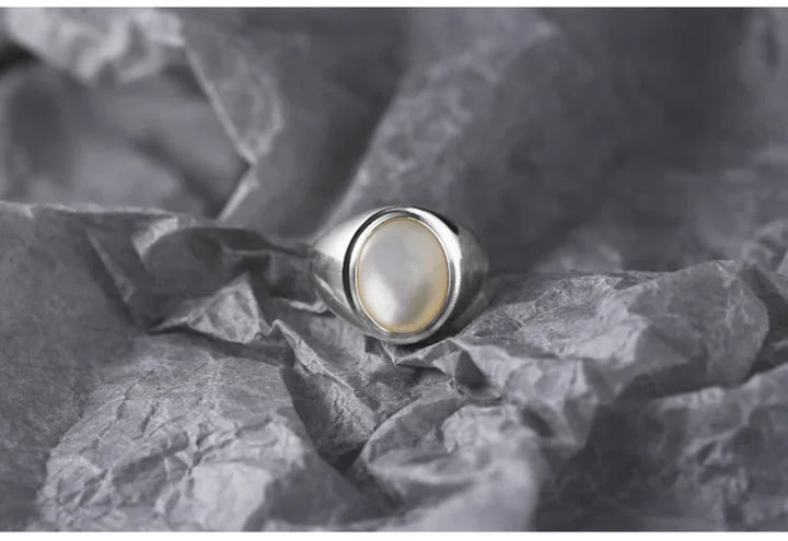 Pinctada Albina Silver Ring – Isla