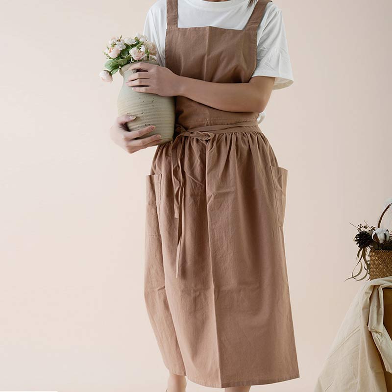 Waterproof Cotton Apron with Practical Pockets – ChefMate