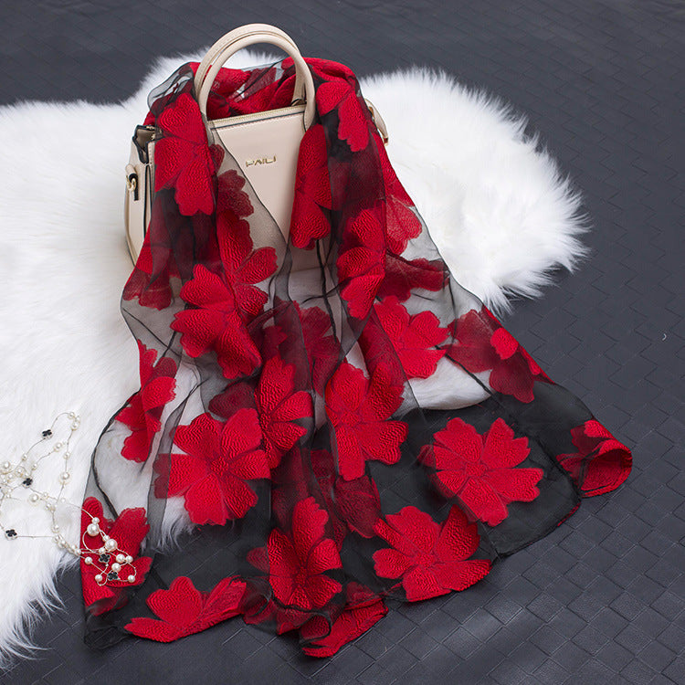 Bufanda de seda para mujer a la moda con estampado de flores y diseño con recortes – Fiora (1+1 GRATIS)