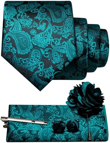 Paisley-Set in Türkis auf dunklem Grund mit gerollter Krawatte, Einstecktuch, Manschettenknöpfen, Krawattenklammer und Blumenbrosche. 25