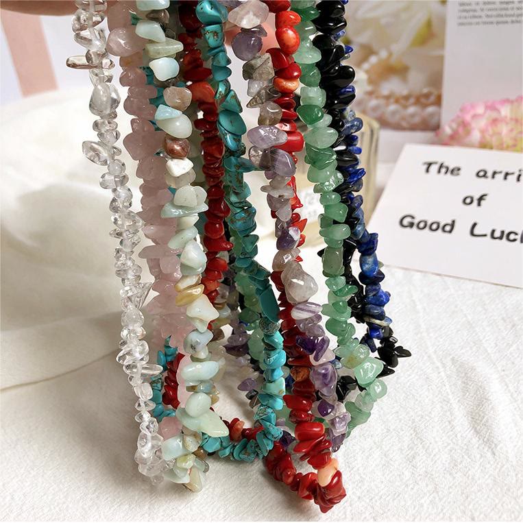 Stylishly Shaped Polished Crystal Necklace - Lina