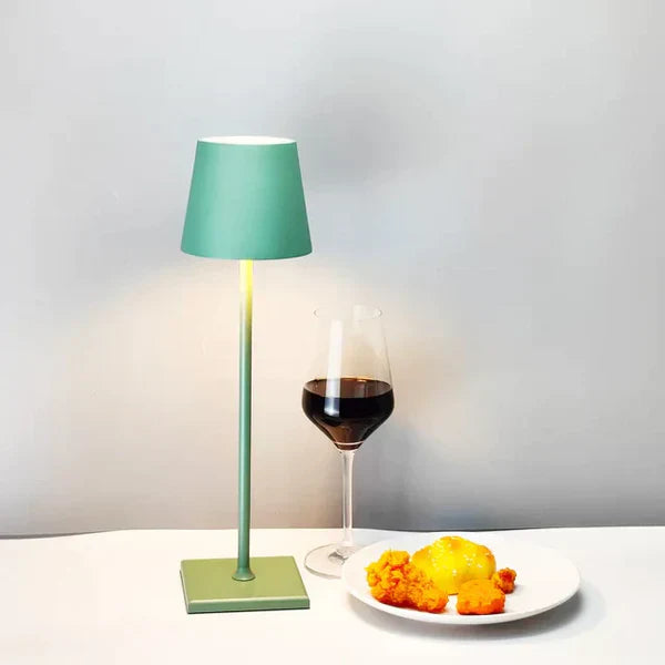 Lámpara de mesa moderna de aluminio portátil regulable - LumiNova