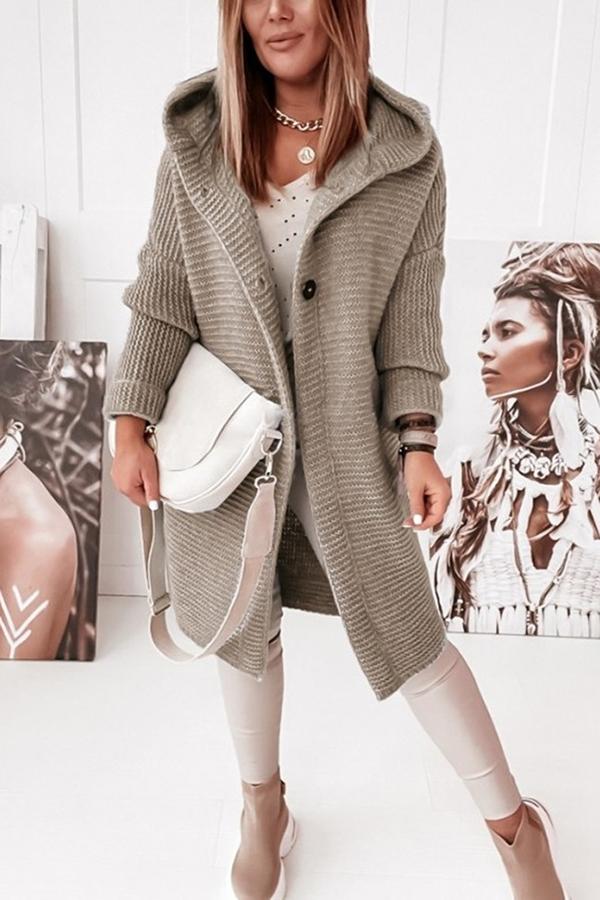 Women's knitted vest with hood and button closure – Waldaine