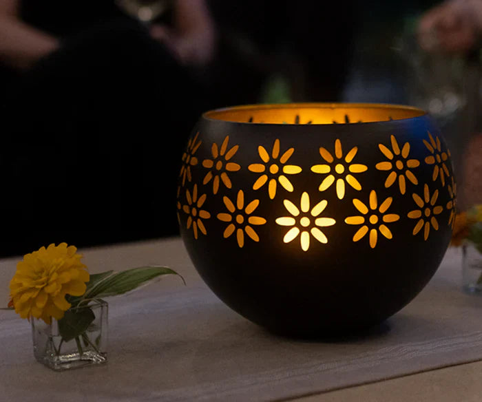 Floral Pattern Candle Lamp - FloraGlow