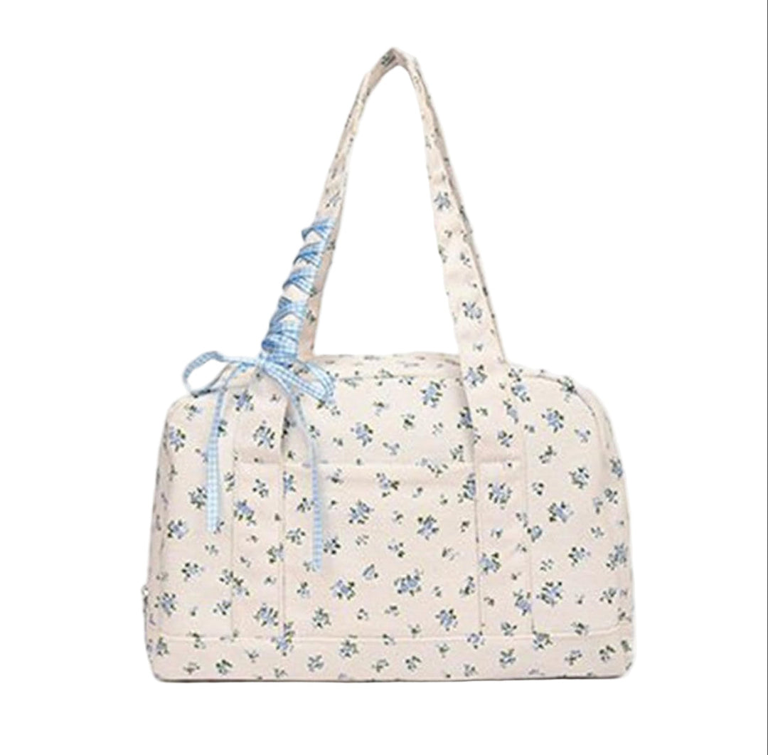 Bow Duffle Bag – Große Canvas-Wochenendtasche mit Bandakzent – Floria