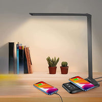 Moderne justerbar LED-skrivebordslampe med USB-opladningsport - BrightEase