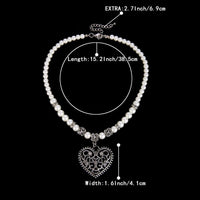 Collar de perlas con colgante de corazón – RosenHerz Oktoberfest 2025